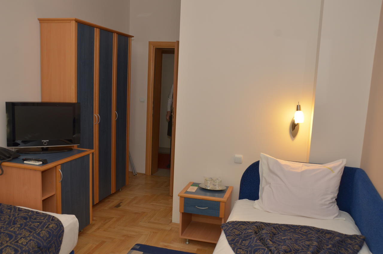 Hotel Dragovic Smederevo Room photo